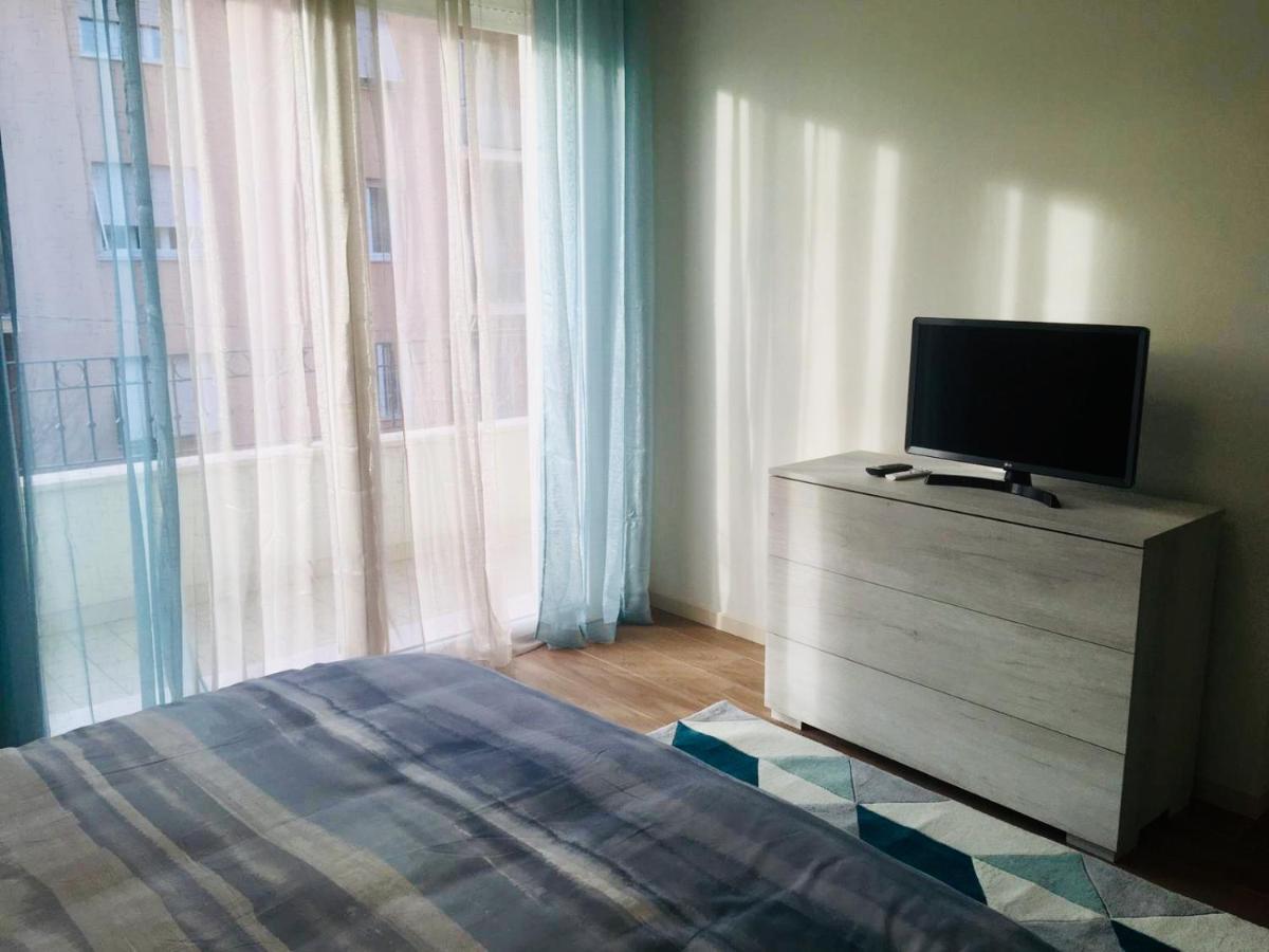 Residenza Elena Apartment ริมินี ภายนอก รูปภาพ