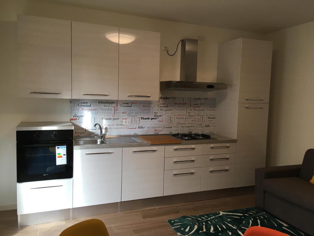 Residenza Elena Apartment ริมินี ภายนอก รูปภาพ